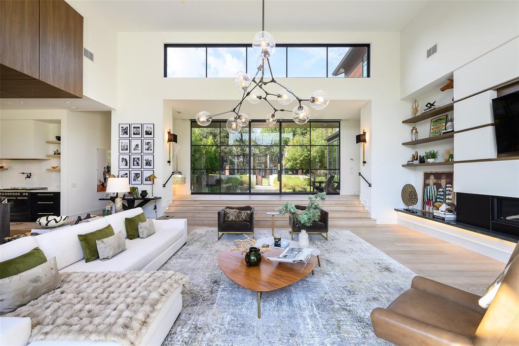 5530 Celestial Road