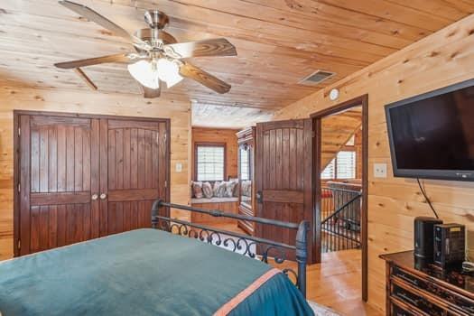 Emerald Sound At Lake Lewisville - Residential