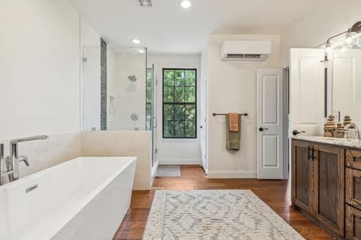 Emerald Sound At Lake Lewisville - Residential
