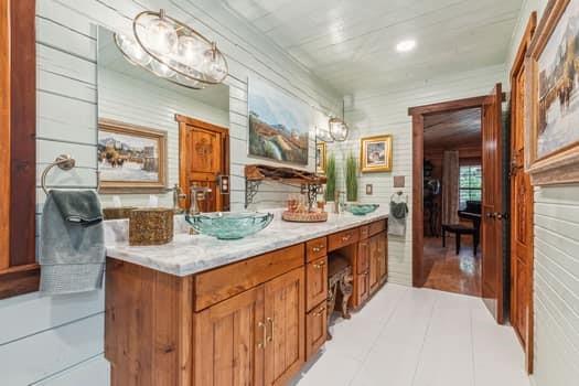Emerald Sound At Lake Lewisville - Residential