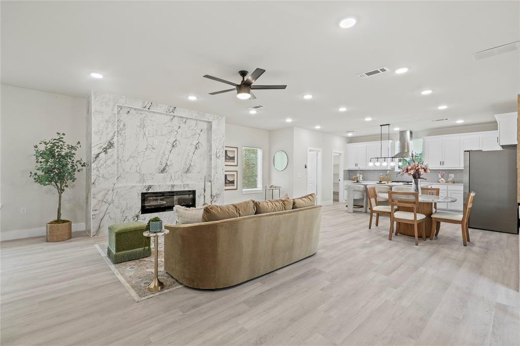 Ervay Place - Residential