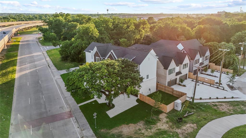 Ervay Place - Residential