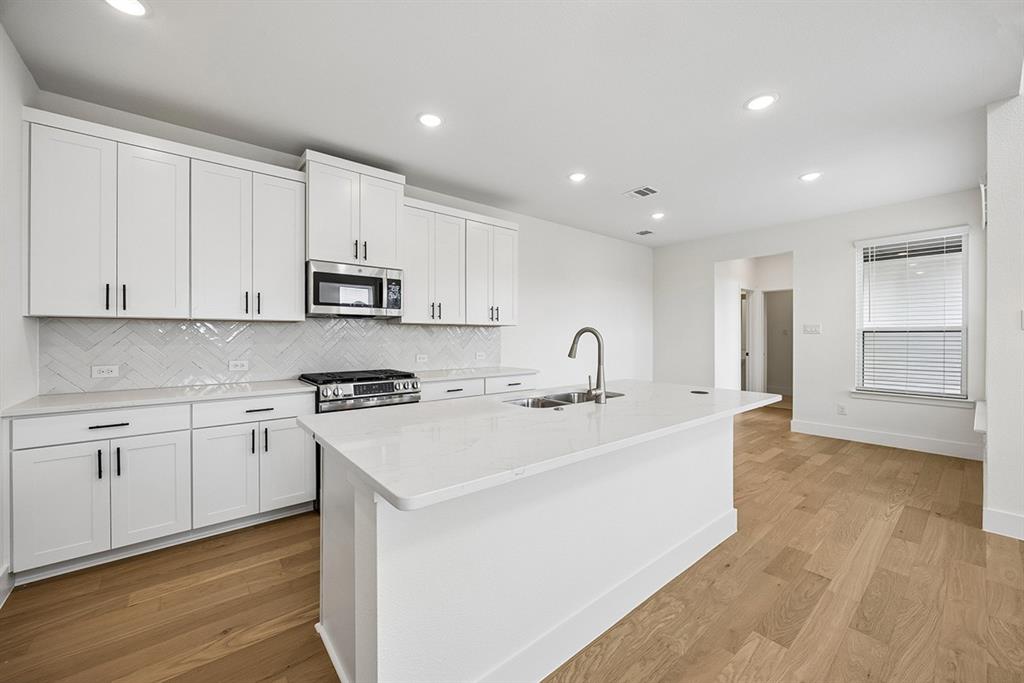 7133 Lathrop Lane