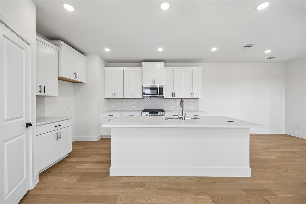 7133 Lathrop Lane