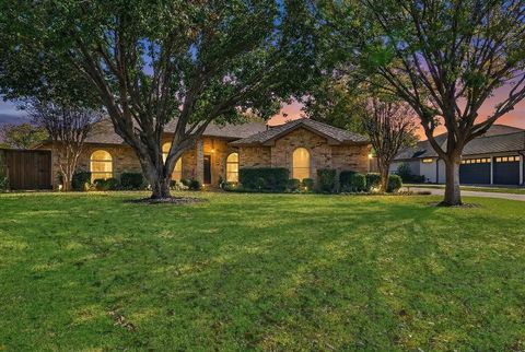 Property photo of 324 hardwicke lane, little elm, TX 75068