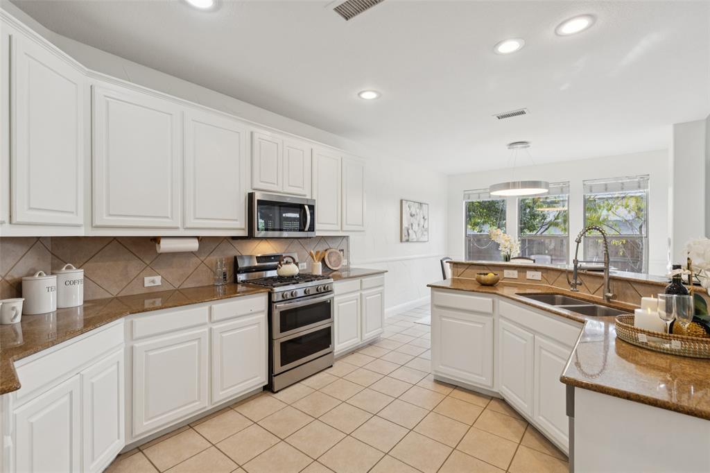 Crown Ridge Ph 1 - Residential