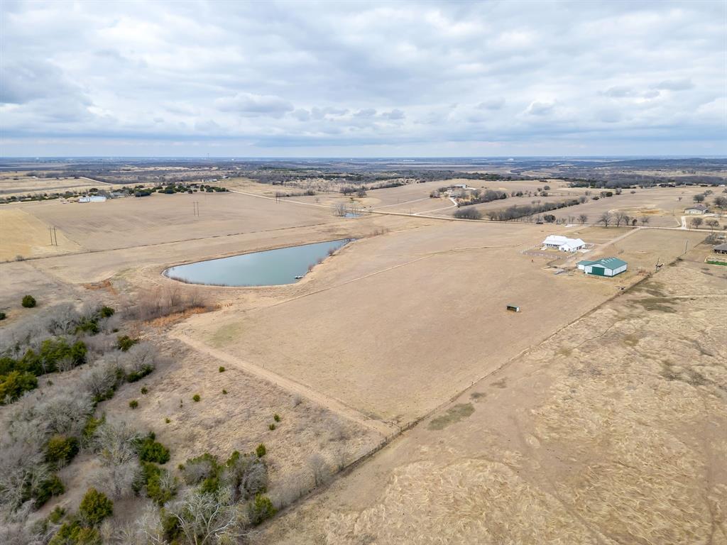 375 J B Vandiver Loop