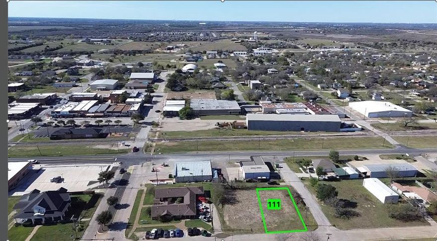 Nice Residential lot in town with easy access to I 45 and other surrounding cities in Ellis County. Be part of the flourishing growth in Ferris! Bring your own builder or build to suit with seller.