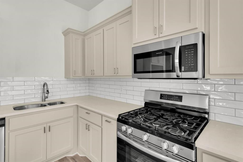 Mountain Lakes Sec 2 - Residential