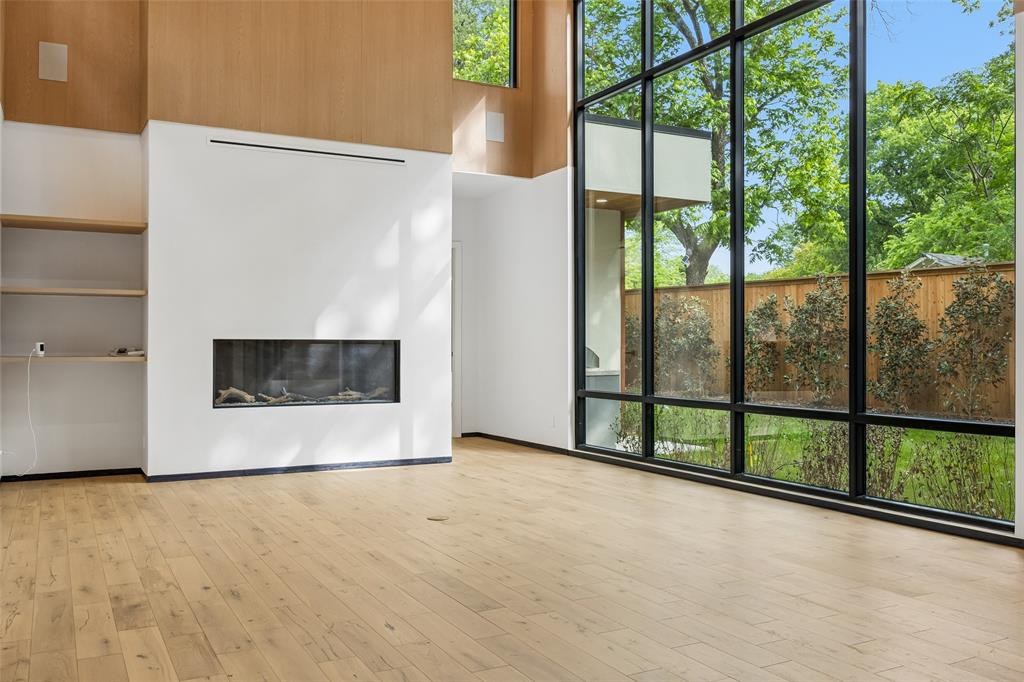 LAKELAND TERRACE - Residential