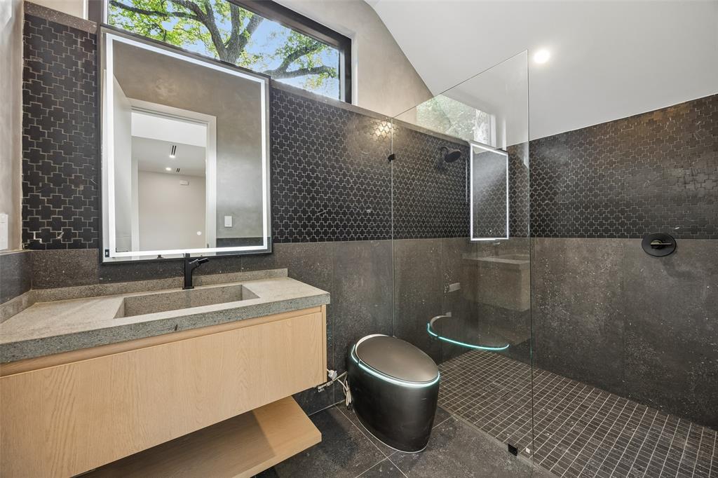 LAKELAND TERRACE - Residential