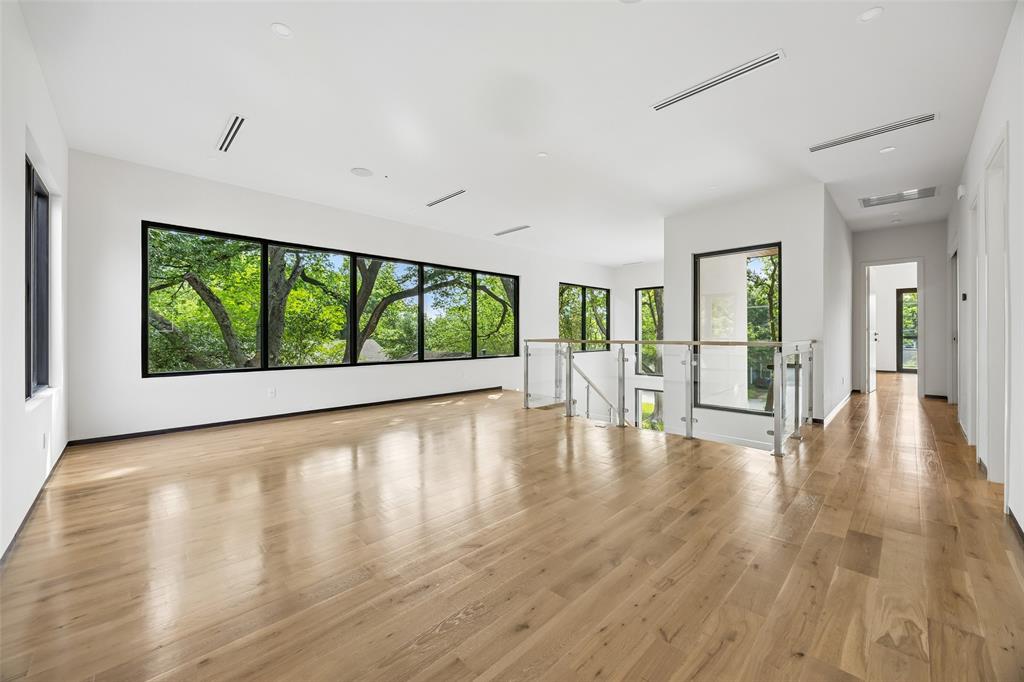 LAKELAND TERRACE - Residential