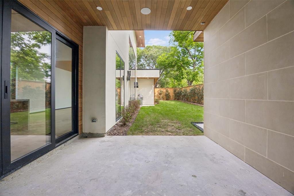LAKELAND TERRACE - Residential