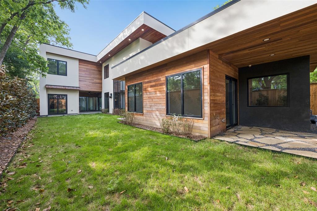 LAKELAND TERRACE - Residential