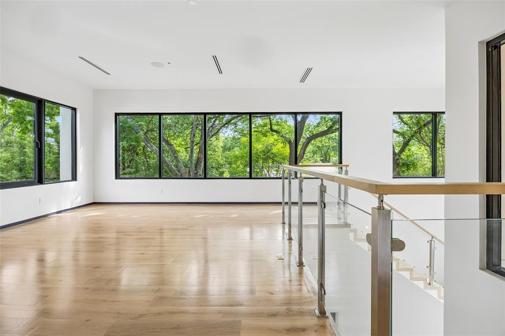 LAKELAND TERRACE - Residential