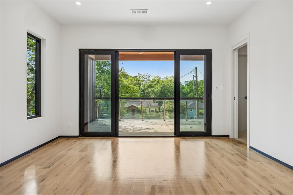 LAKELAND TERRACE - Residential