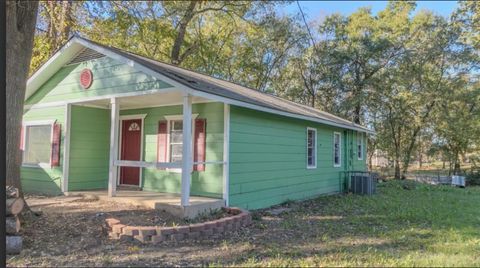 A home in Wills Point