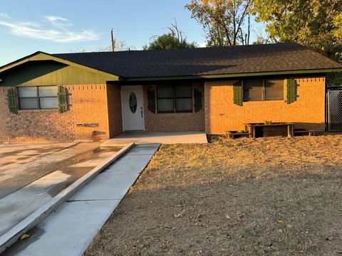 4403 Edgewood Drive Brownwood TX 76801