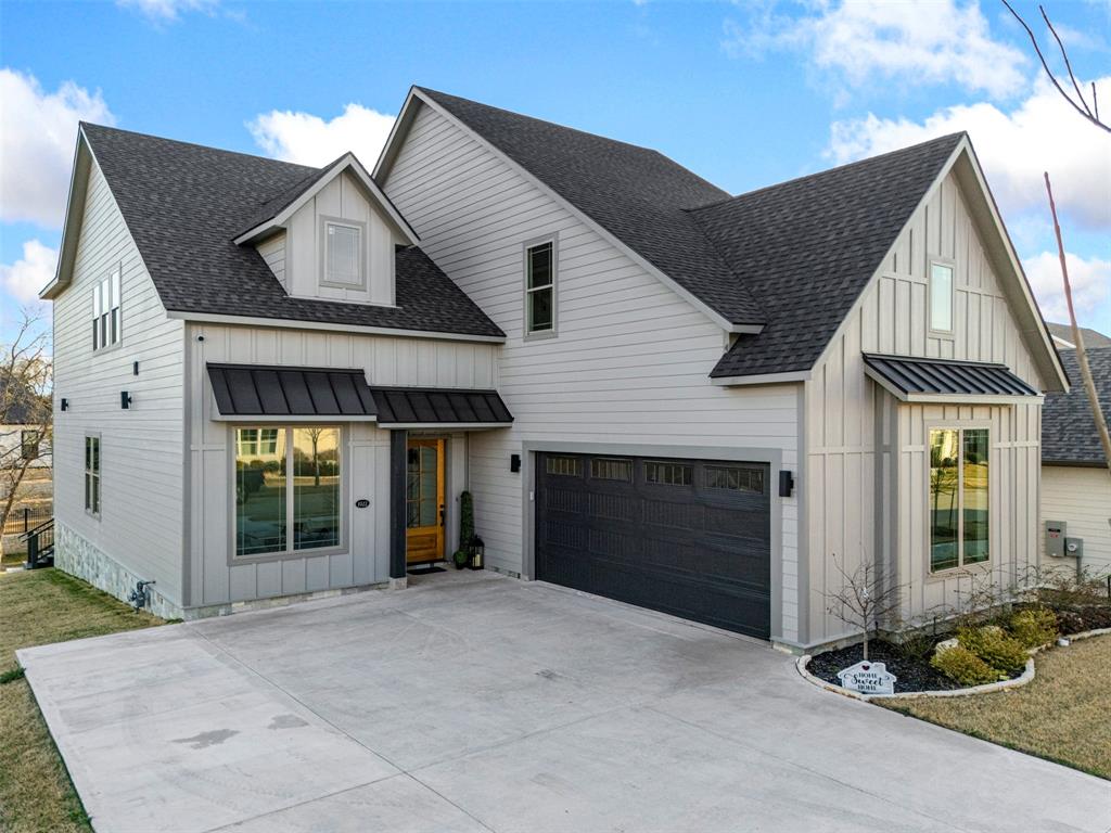 1022 Bow Street