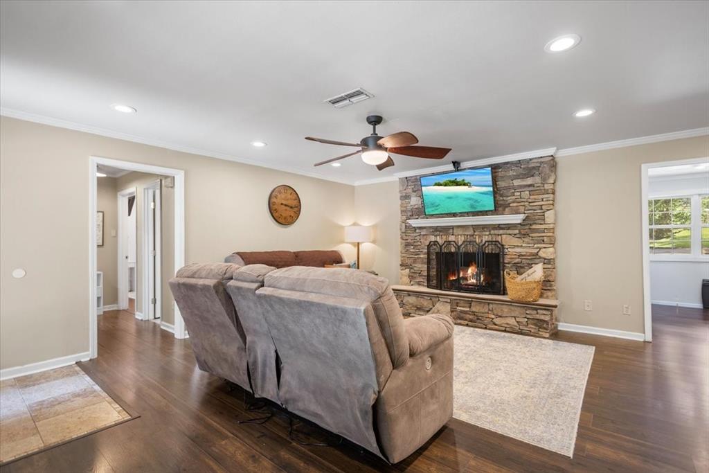 Hideaway Lake - Residential