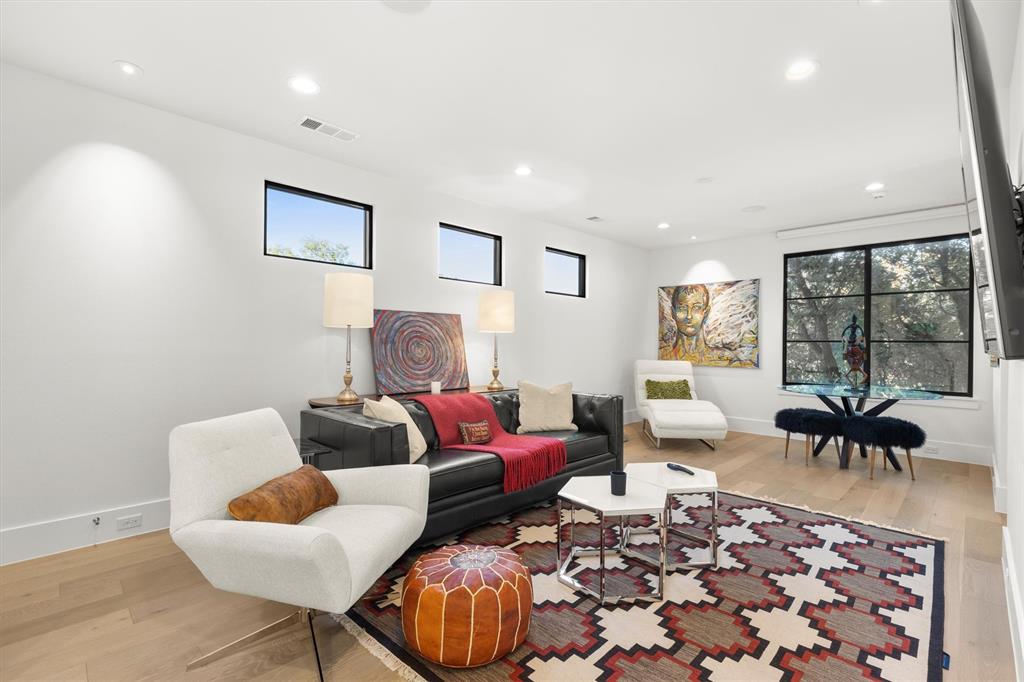 Hilltop Homes Rev - Residential Lease