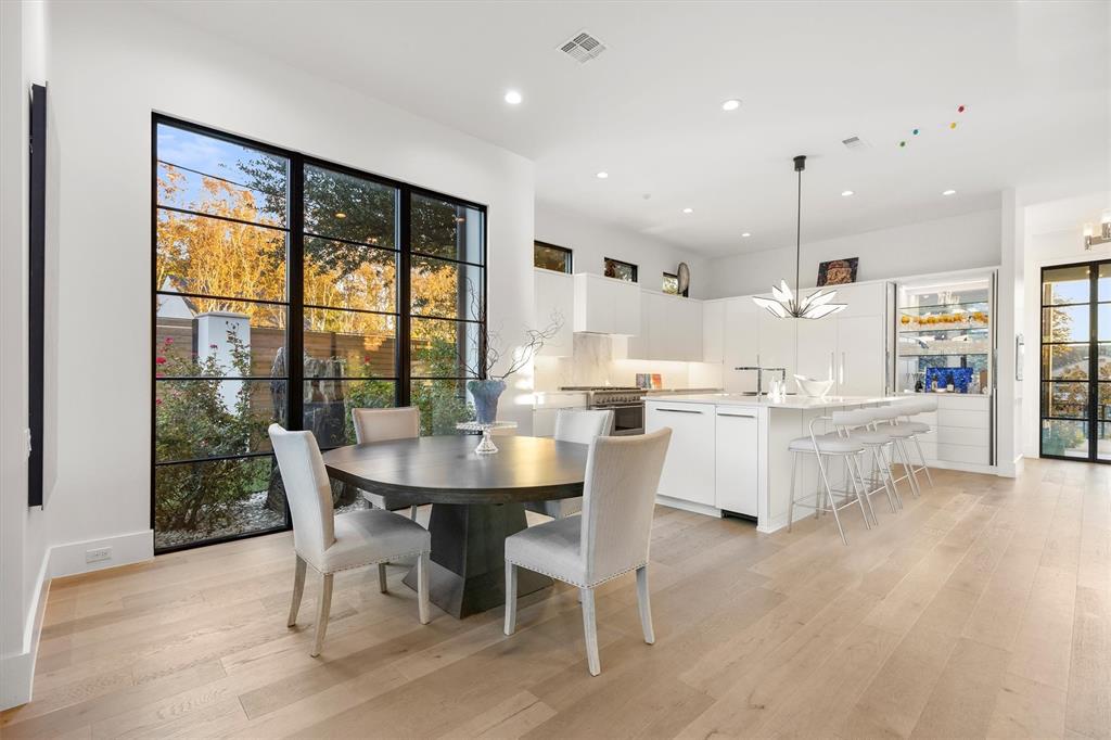 Hilltop Homes Rev - Residential Lease