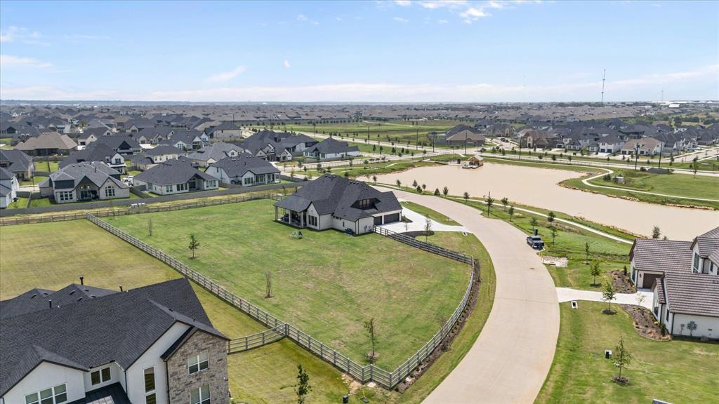 2506 Grandview Lane