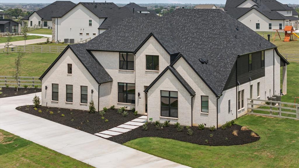 2506 Grandview Lane