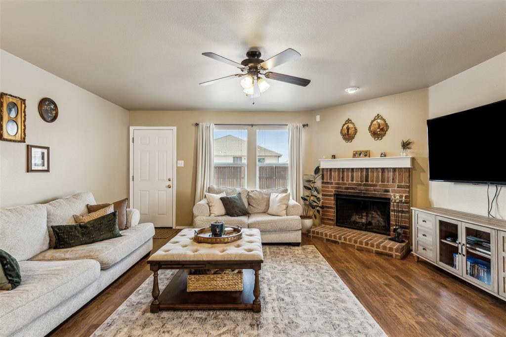 Fort Worth, Texas 76244, United States, 3 Bedrooms Bedrooms, ,2 BathroomsBathrooms,Residential,Pending,12951