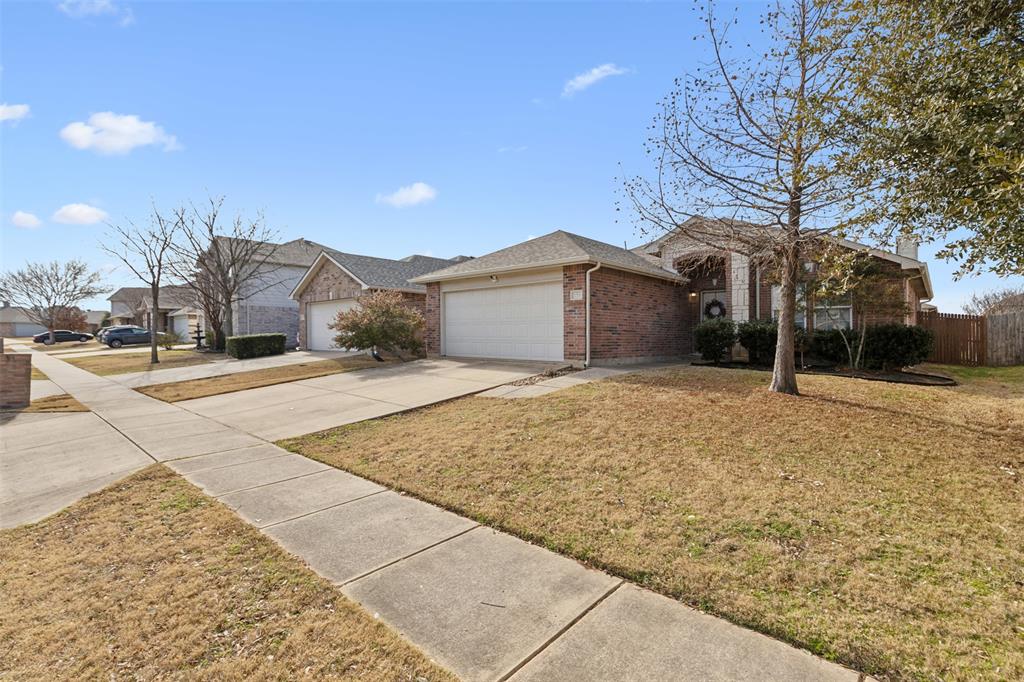 Fort Worth, Texas 76244, United States, 3 Bedrooms Bedrooms, ,2 BathroomsBathrooms,Residential,Pending,12951