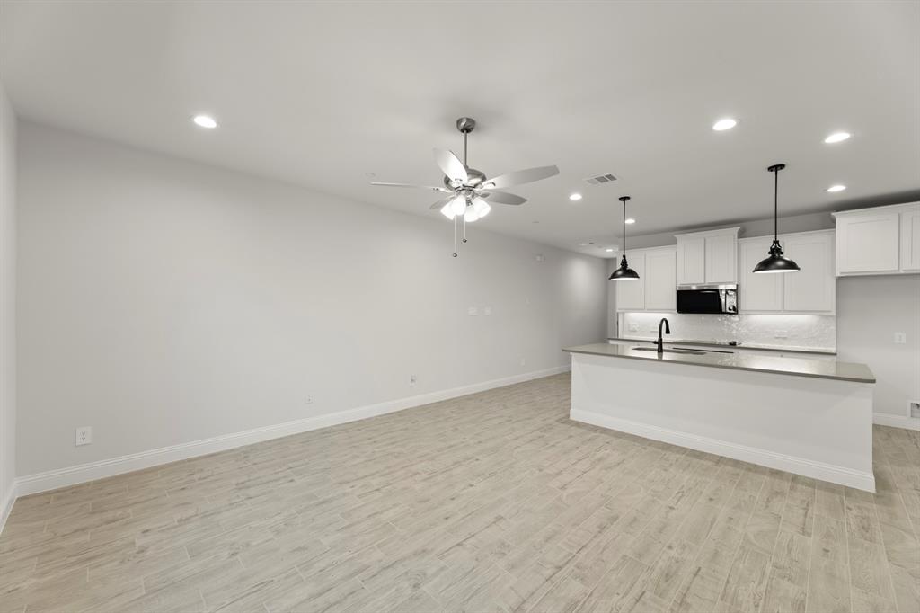 Sereno Oaks at Buckner Terrace - Residential