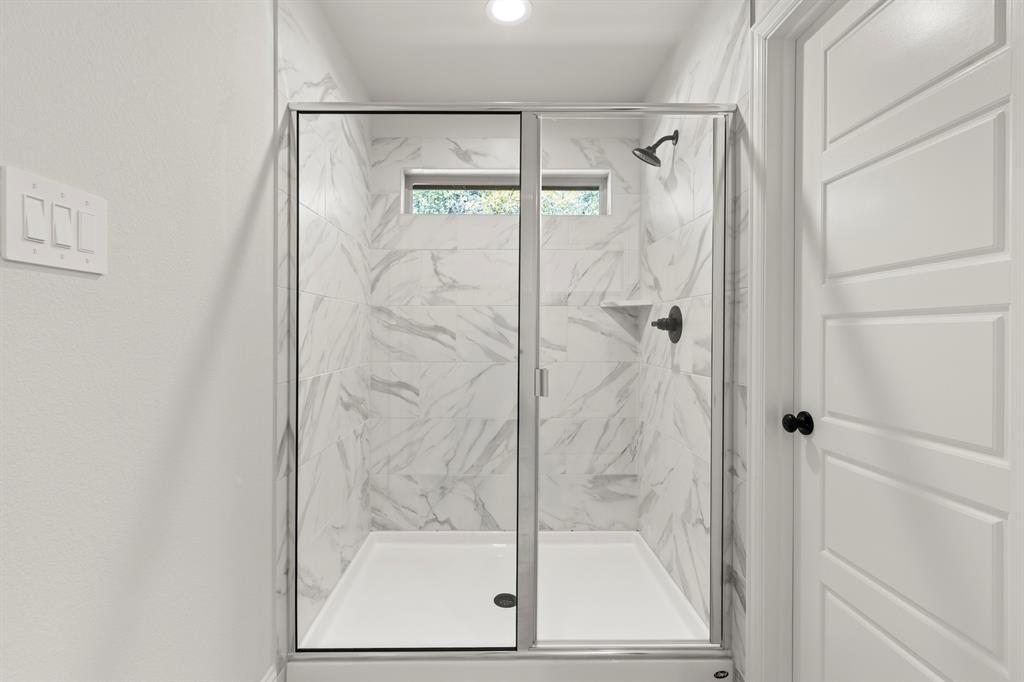 Sereno Oaks at Buckner Terrace - Residential