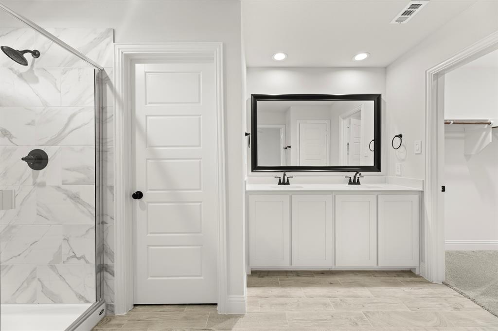 Sereno Oaks at Buckner Terrace - Residential