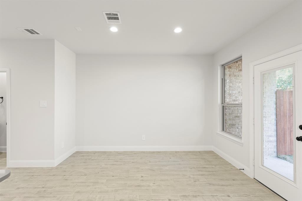 Sereno Oaks at Buckner Terrace - Residential