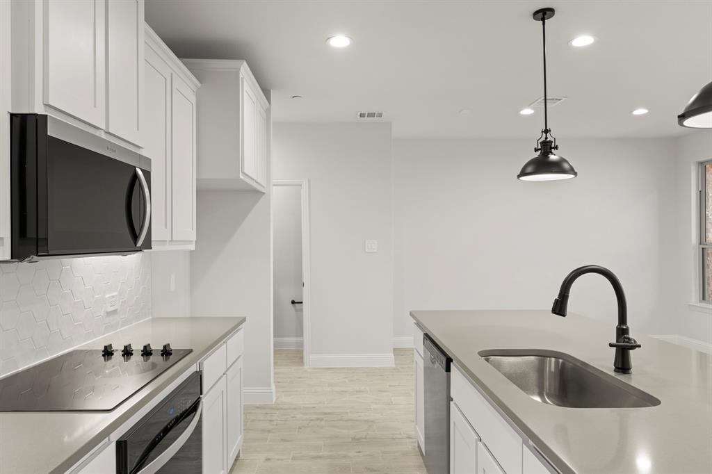 Sereno Oaks at Buckner Terrace - Residential