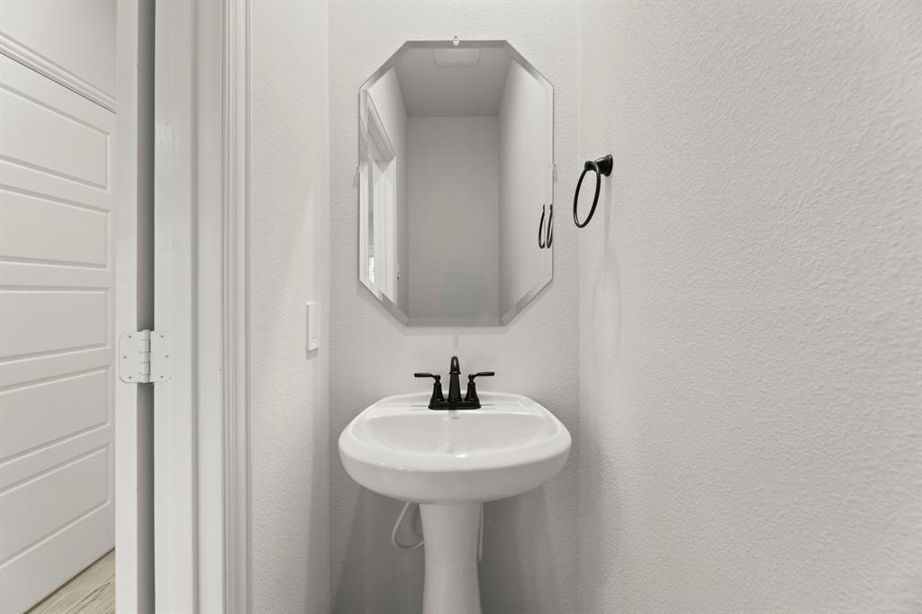 Sereno Oaks at Buckner Terrace - Residential