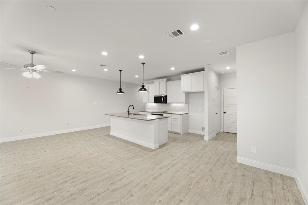 Sereno Oaks at Buckner Terrace - Residential