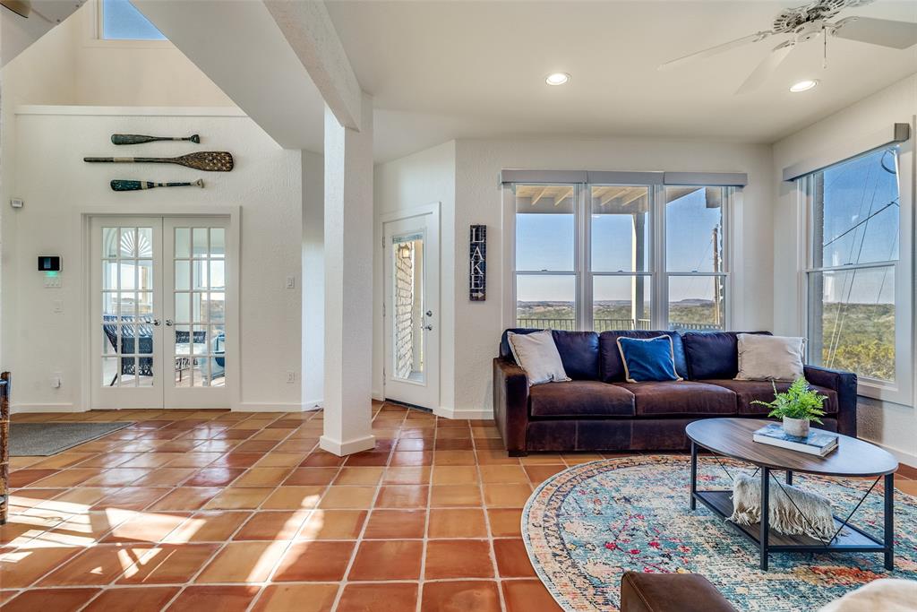 Cliffs Ph Viii - Residential