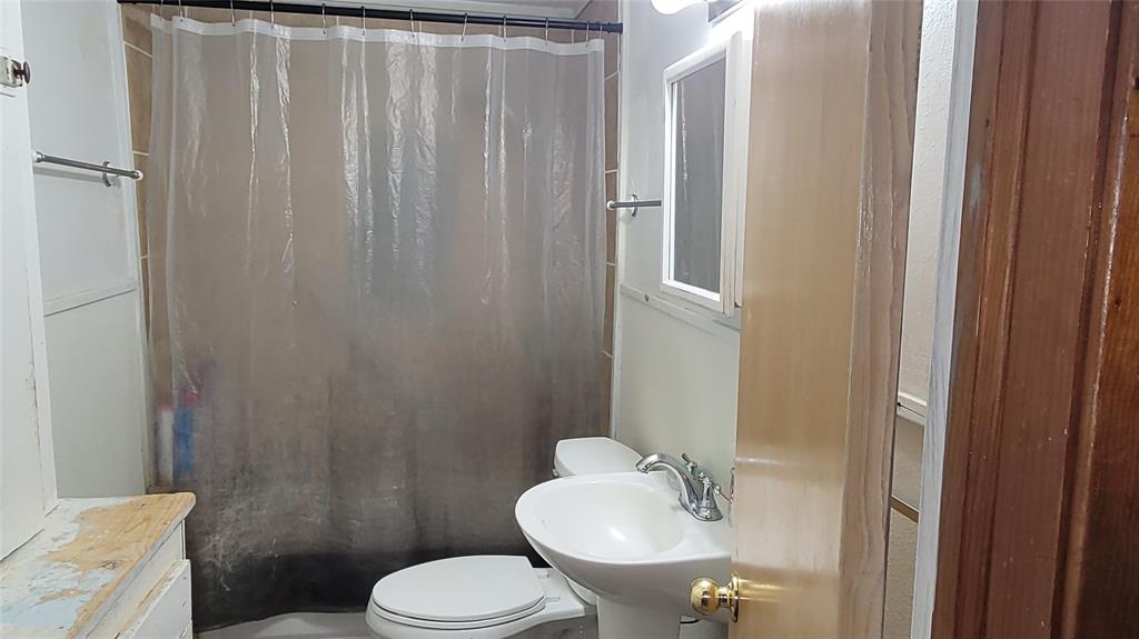 ABST 128: CHIRINO - Residential