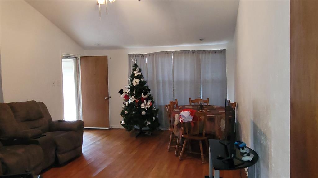 ABST 128: CHIRINO - Residential