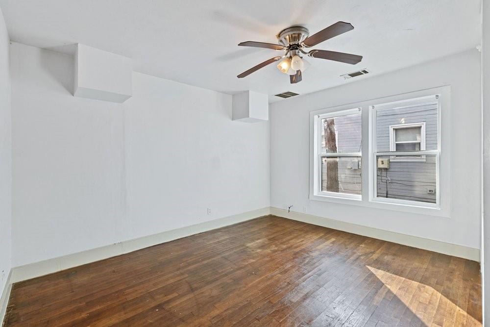 Collins - Residential