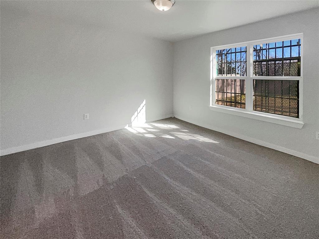 Central Ave - Residential