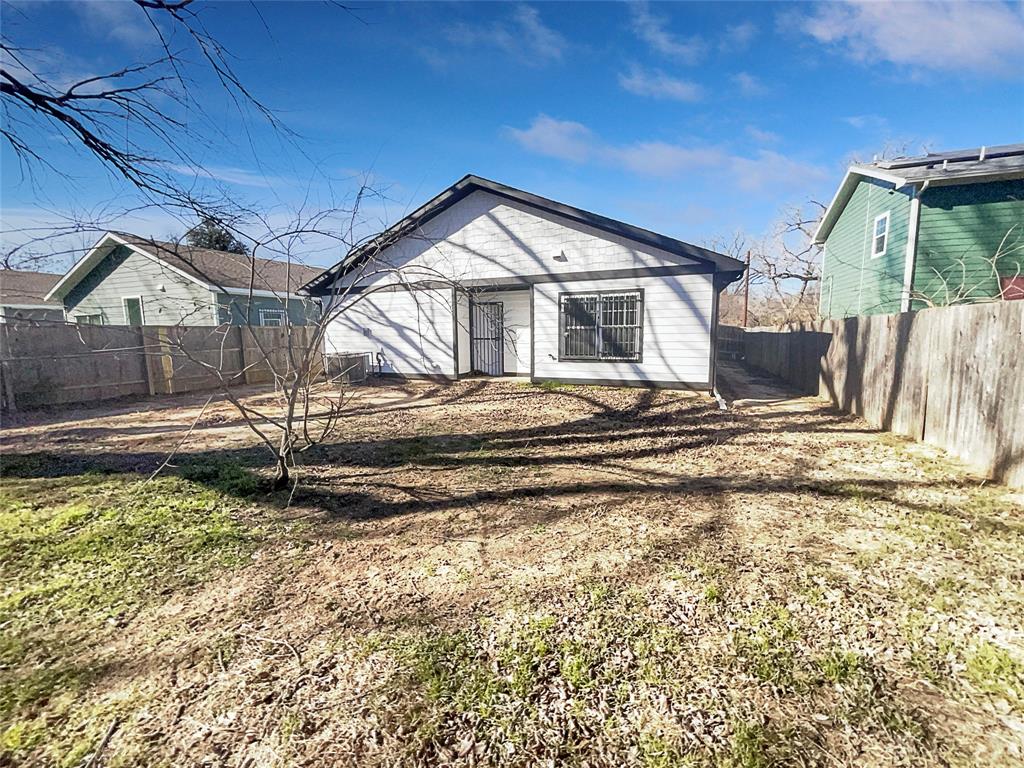 Central Ave - Residential