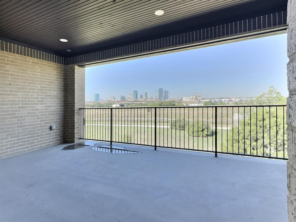 404 Vista Buena Trail