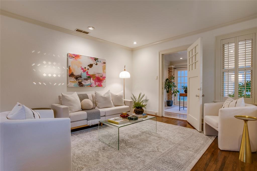 Kessler Square - Residential