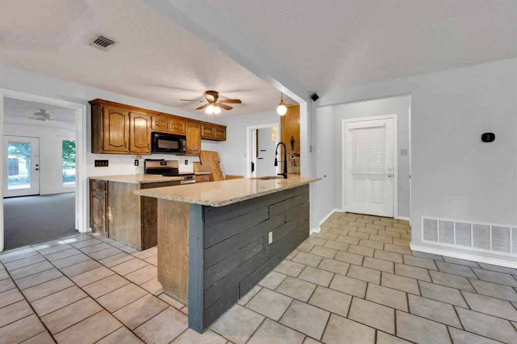 Lakegrove Rev - Residential