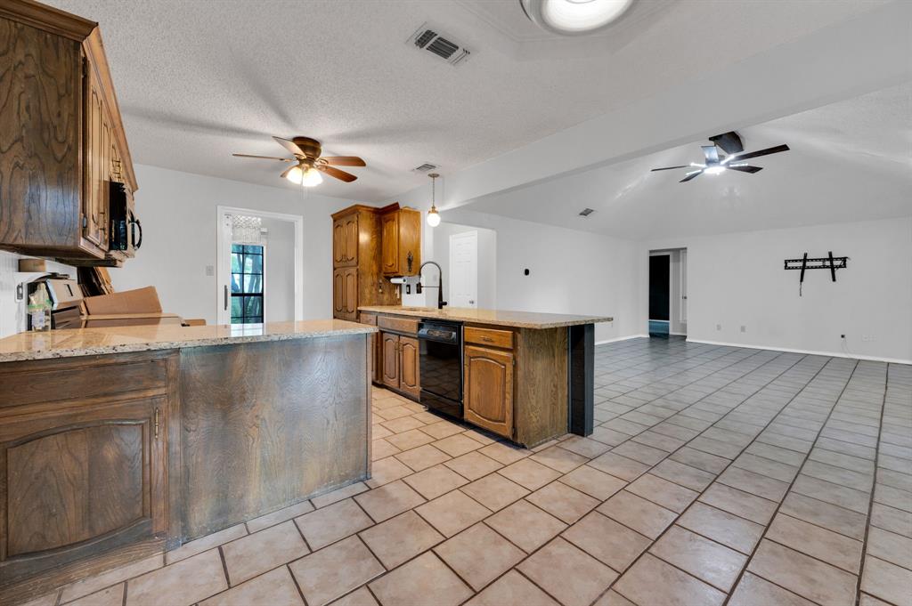 Lakegrove Rev - Residential