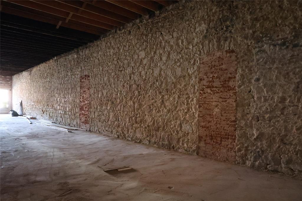 Lynch - Commercial Sale