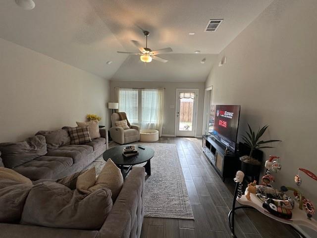 Mobberly Farms Ph2 - Residential Lease