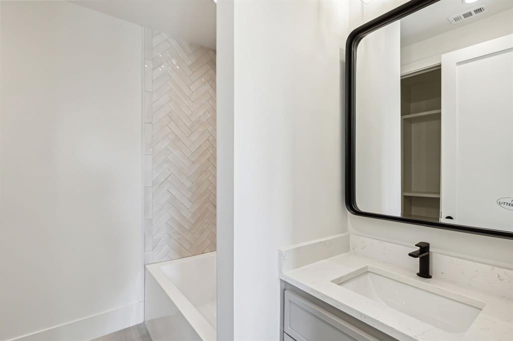 Preston Hills 04 - Residential